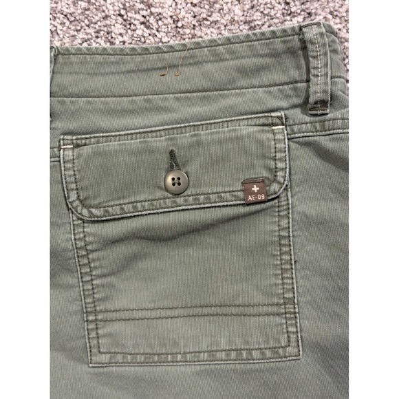 American Eagle Shorts Womens 10* Green Utility Button Fly Low Rise Cargo Chino* - Picture 8 of 9